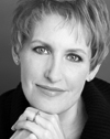 liz_callaway_headshot